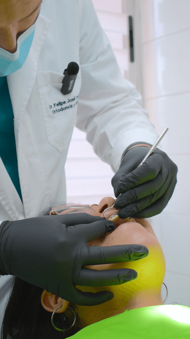 Equipamiento dental moderno